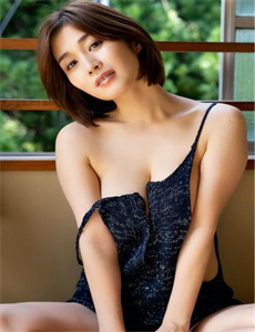 爆操日本美女-丰满的闺蜜2韩国电影