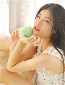 撕开美女衣服最新版-旋转的爱剧情