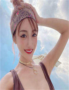 白嫩美女直冒白浆-日本公与熄4